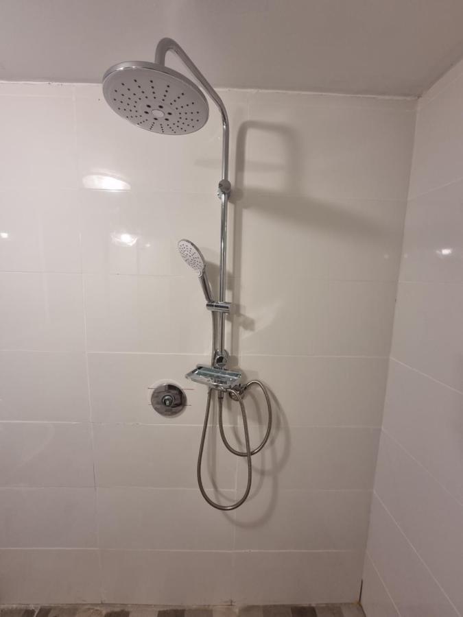 Appartement הברון Baron à Rishon Leziyyon Extérieur photo