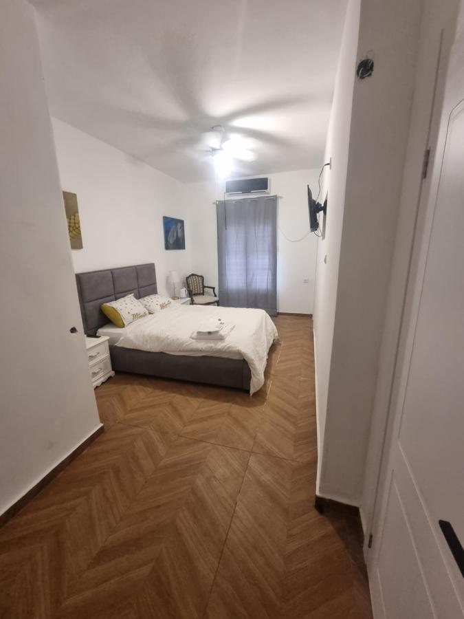 Appartement הברון Baron à Rishon Leziyyon Extérieur photo