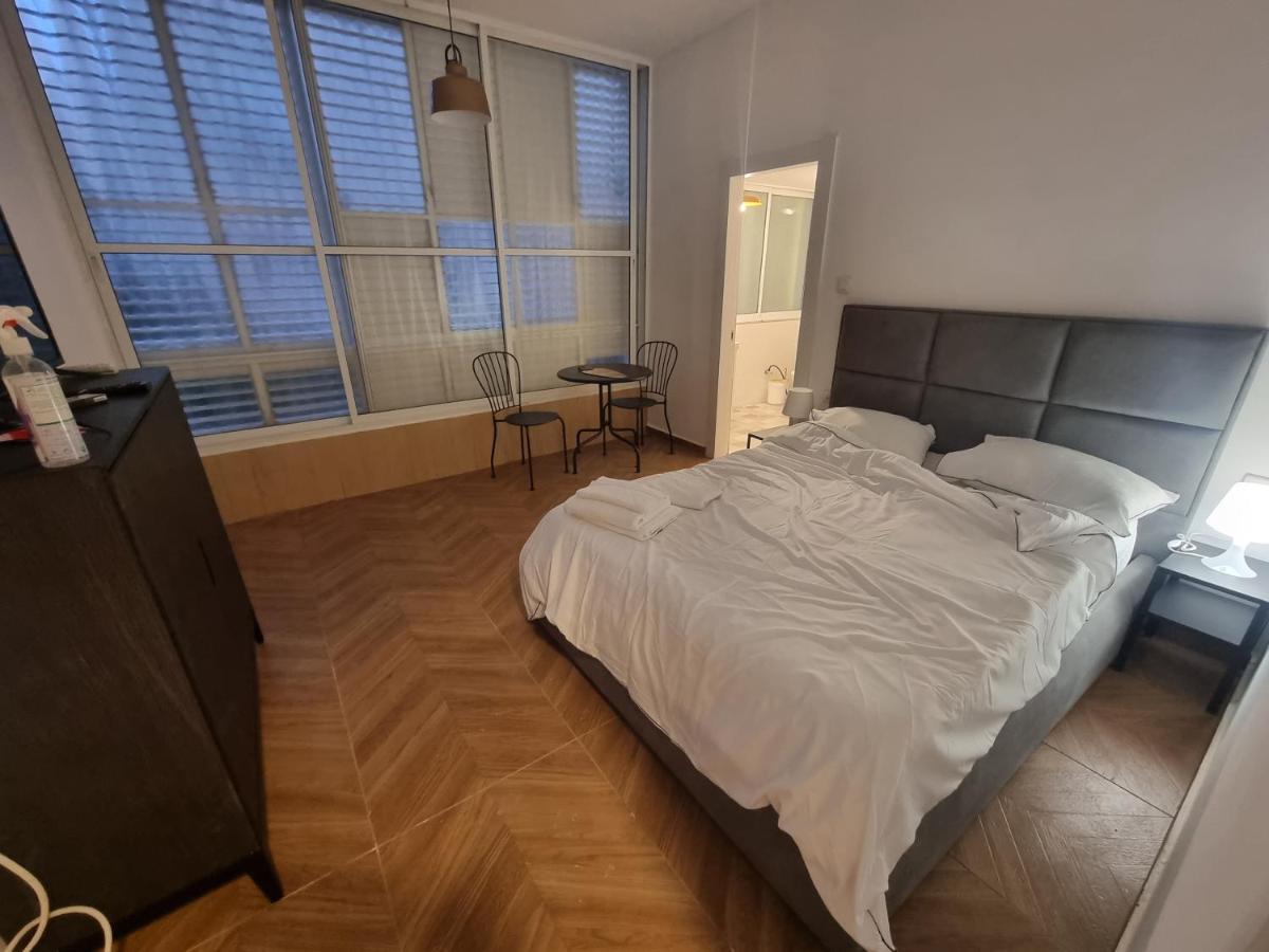 Appartement הברון Baron à Rishon Leziyyon Extérieur photo